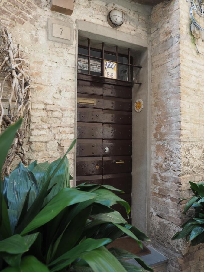 Azzi B&B Comfortably, In The Quietness Of The Perugia Historical Centre 外观 照片