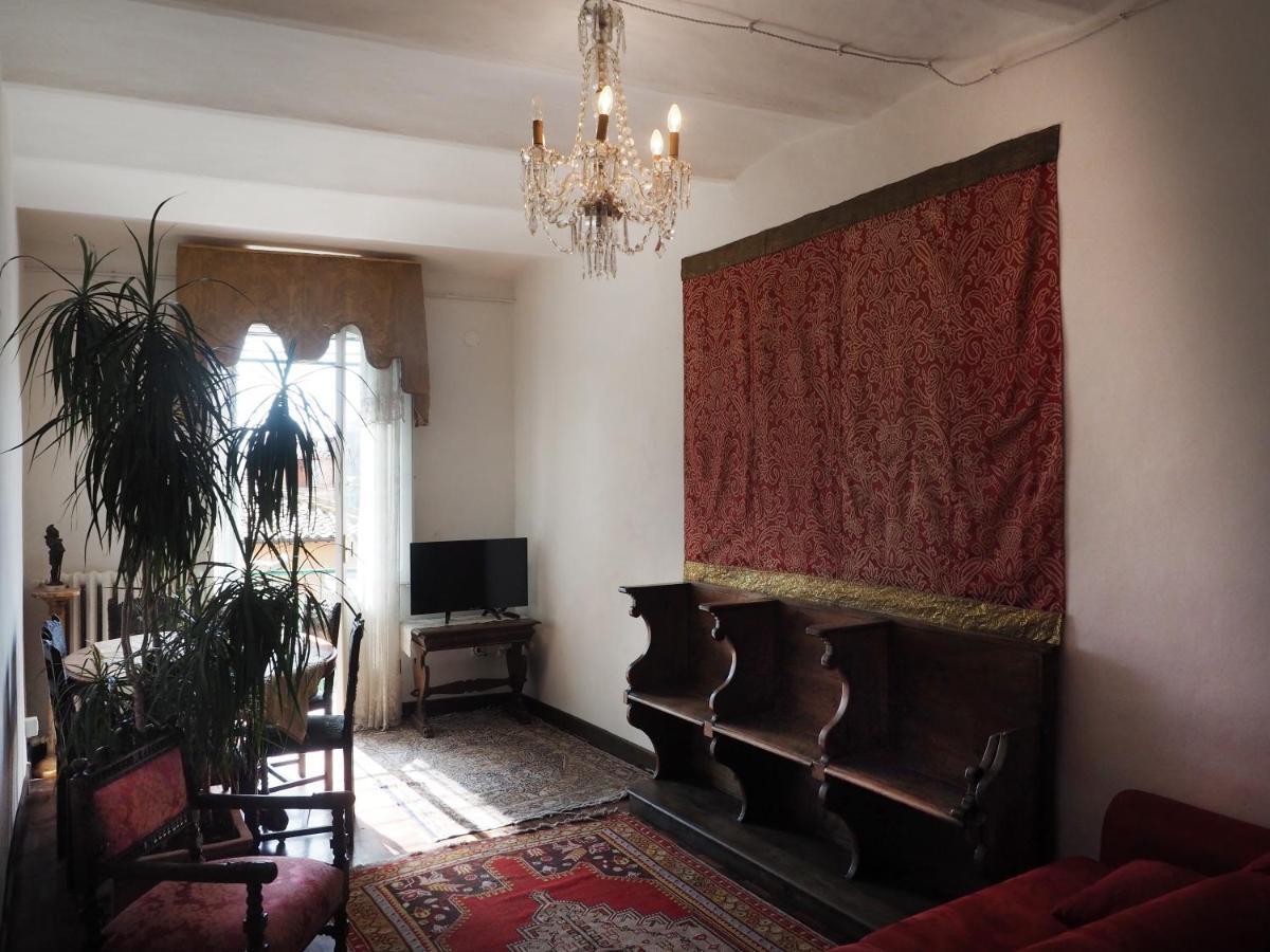 Azzi B&B Comfortably, In The Quietness Of The Perugia Historical Centre 外观 照片